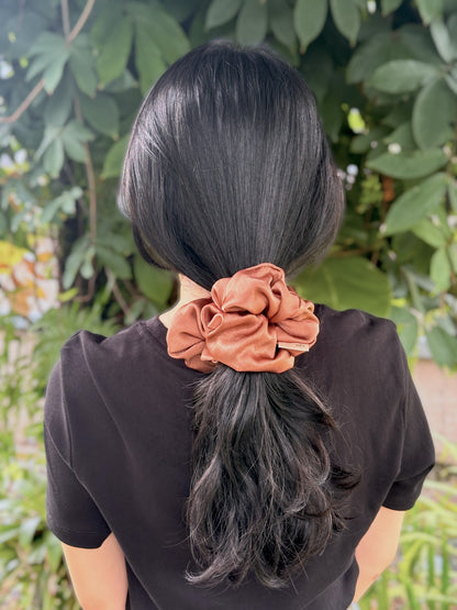 Belle - Jumbo Scrunchie