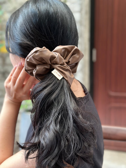 Kim - Jumbo Scrunchie