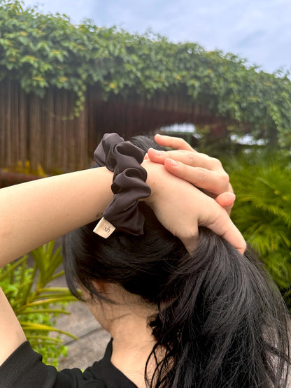 Little Black Scrunchie (LBS) - Classic